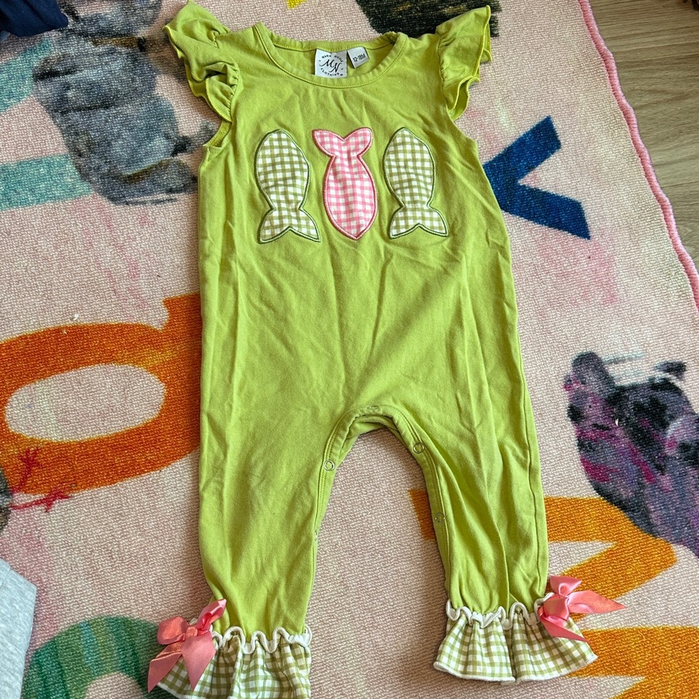 Marie Nicole Fish outfit.